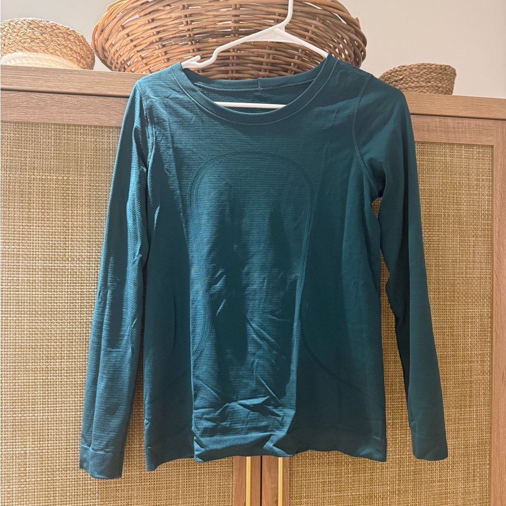 Swiftly Tech Long-Sleeve Shirt 2.0 Waist Length